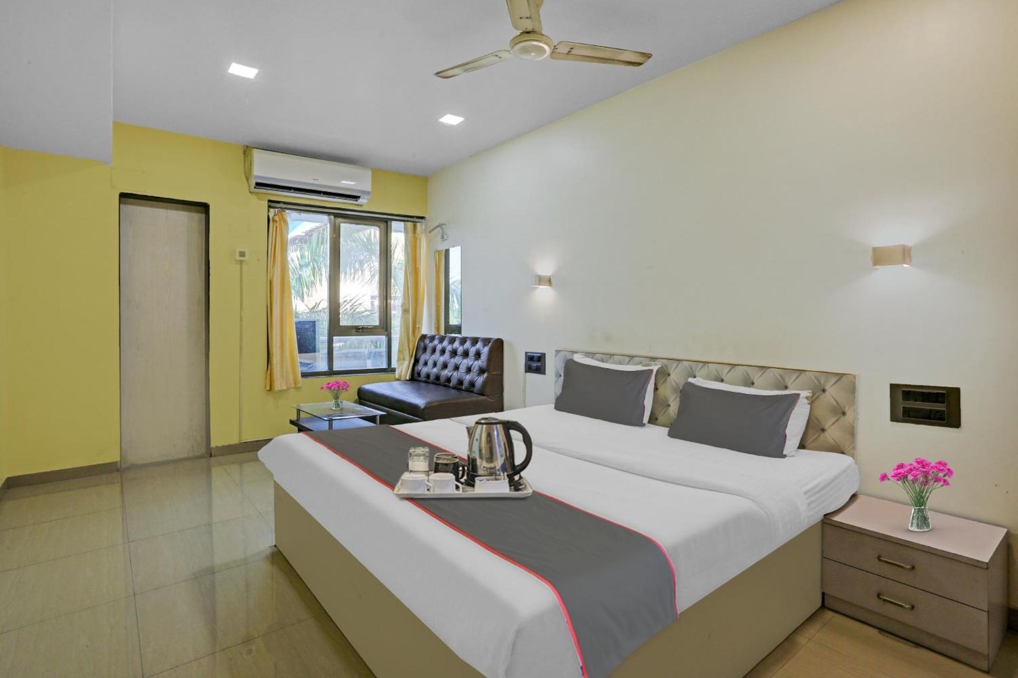 Oyo Salt House Hotel Mumbai Exterior foto