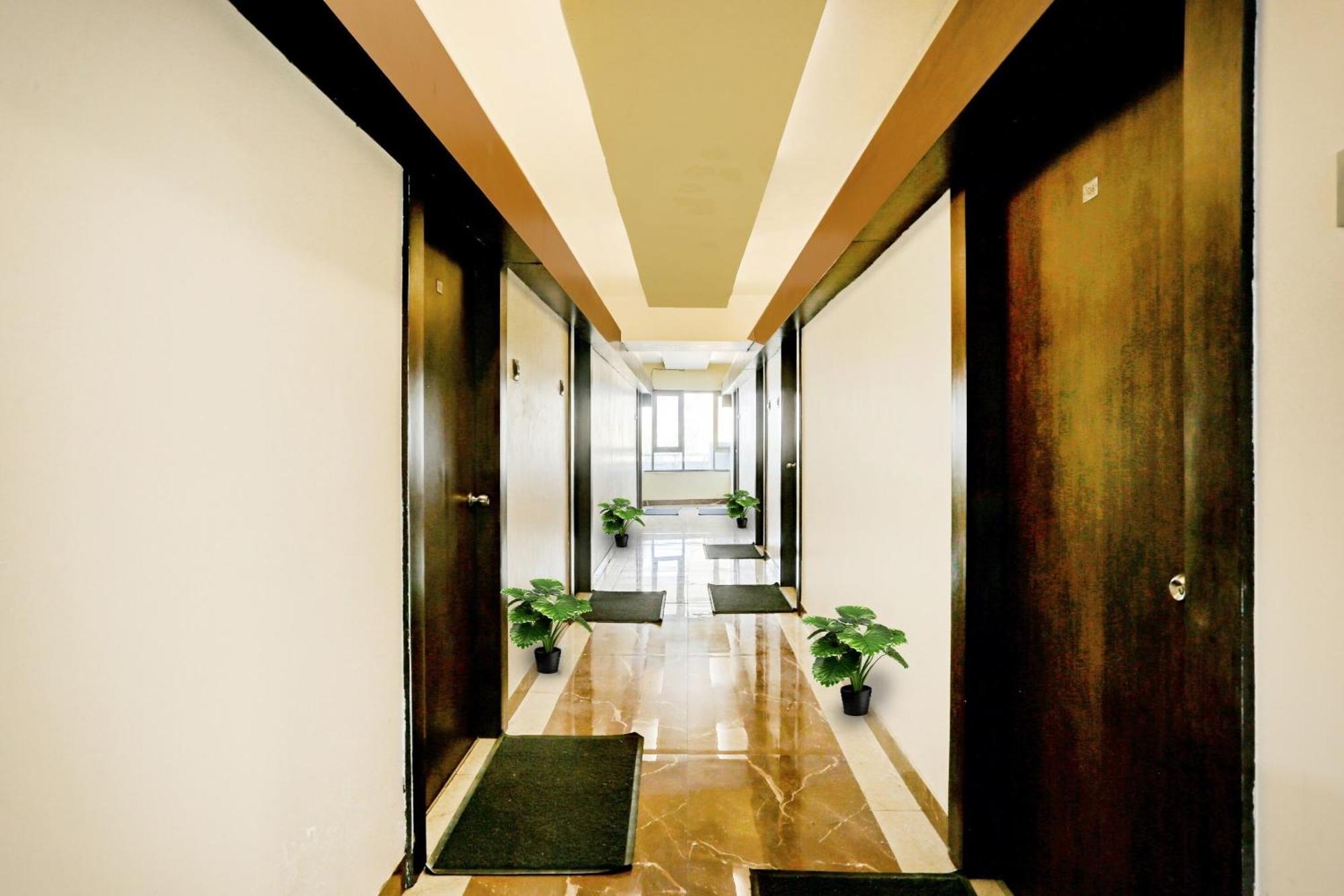 Oyo Salt House Hotel Mumbai Exterior foto